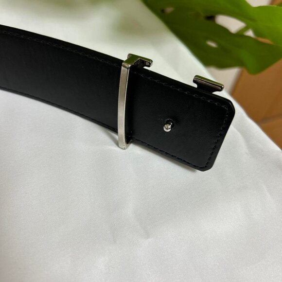 Louis Vuitton belt reversible - Picture 3 of 6